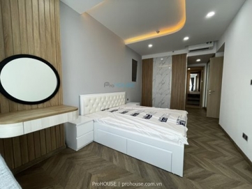 2br apartment in midtown the peak for rent with good price