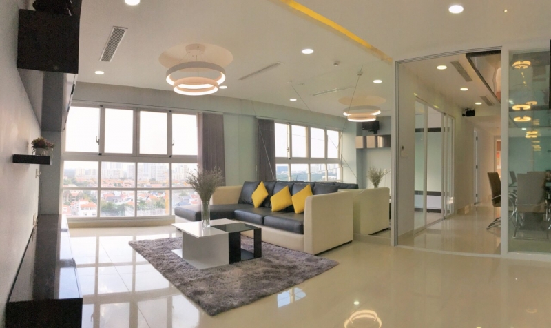 4 bedrooms in happy valley   only one ?available