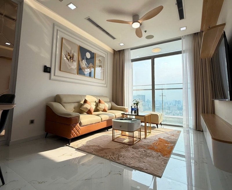 apartment for sale at vinhomes central park with 2 bedrooms and premium furniture