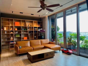 ban can ho empire city 4pn dap thong full noi that view song