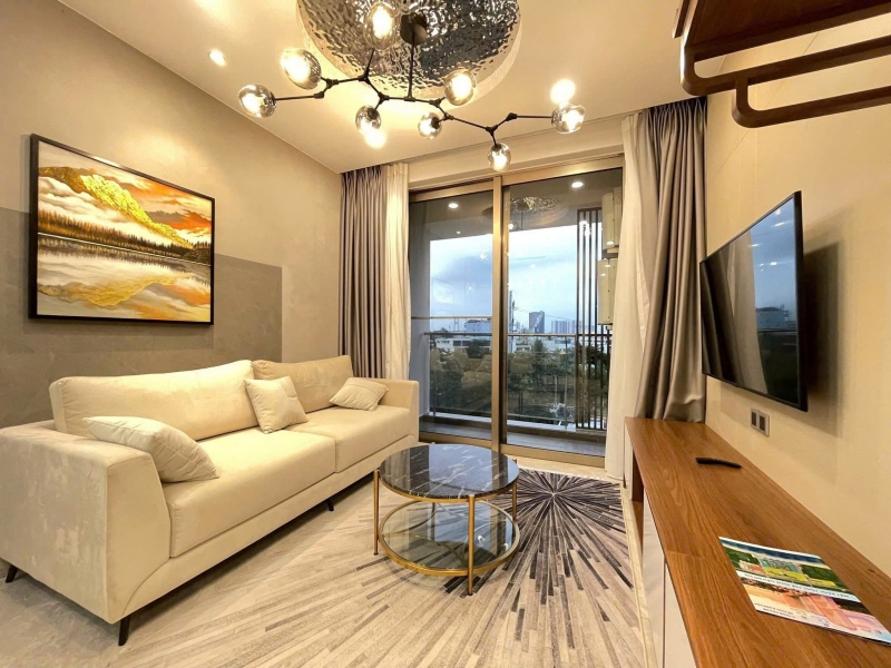 ban can ho goc 2 phong ngu  ?? midtown the peak  ?? phu my hung