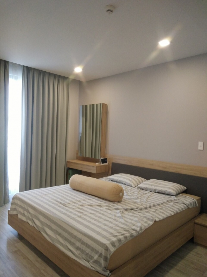 ban can ho green valley 2pn full noi that