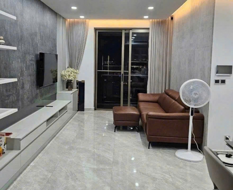 ban can ho midtown 3 phong ngu 131m ? full noi that view song