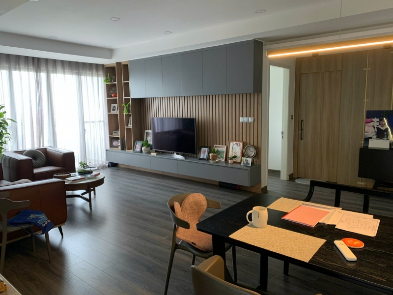ban can ho penthouse nam phuc 4 phong ngu full noi that ban cong rong