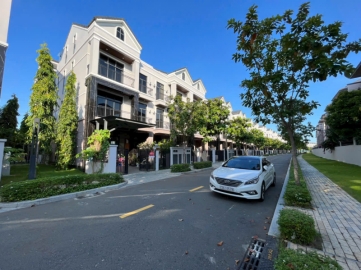 ban nha pho zeitgeist city   1 tret 3 lau   khu dan cu cao cap moi truong song chuan quoc te