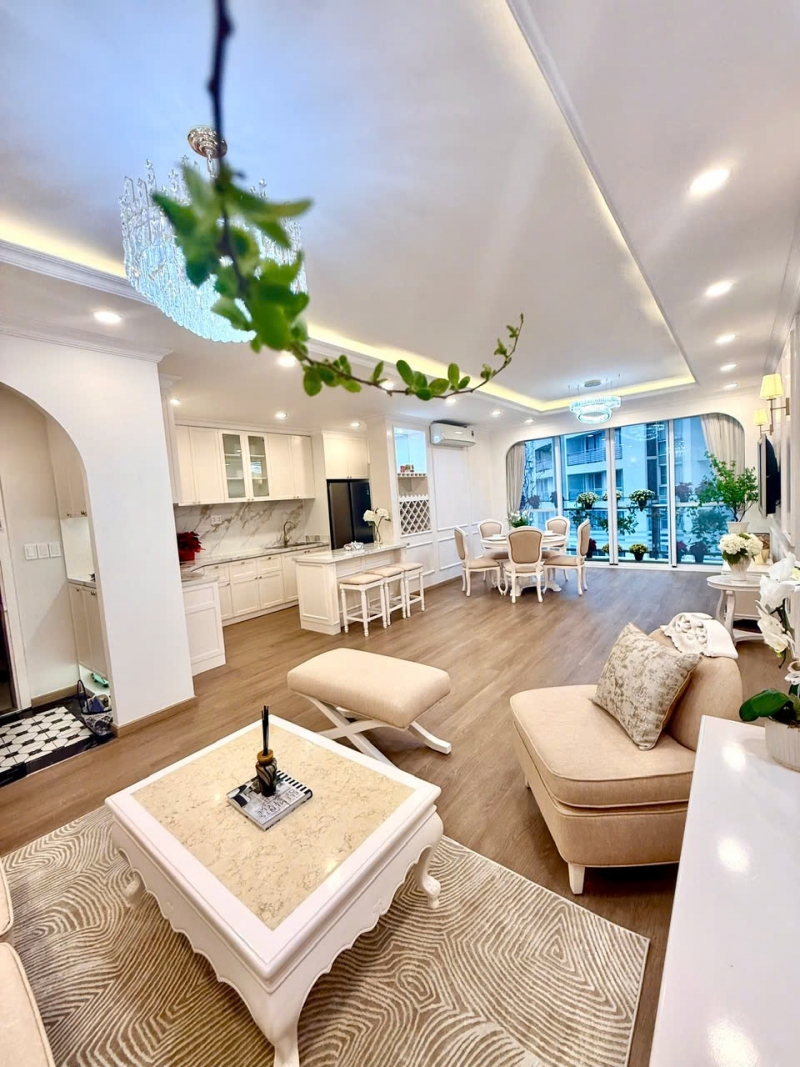 beautifully designed 3 bedroom apartment for sale at riverpark residence  ?? pool view