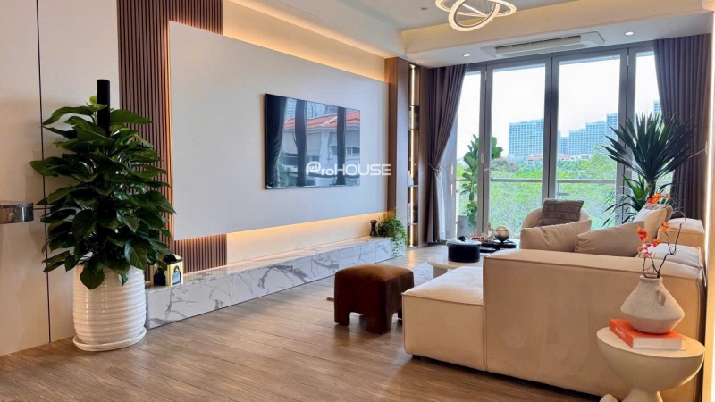 can ho 3 phong ngu rong rai can ban tai garden plaza voi noi that day du va ban cong rong