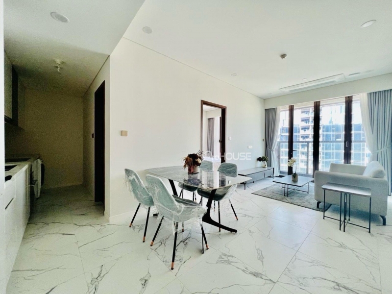 cheap 2 bedroom apartment for rent at the metropole with beautiful and modern furniture
