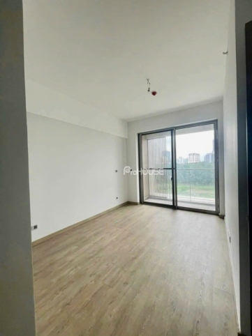 cheap 3 bedroom apartment with river view for sale in mitown district 7 with new furniture