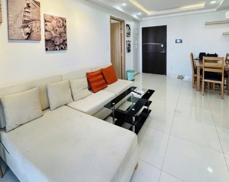 contemporary 2 bedroom apartment for rent at hung phuc