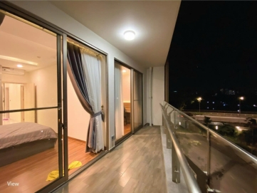 elegant 2 bedroom river view apartment at midtown with full furnishings for rent