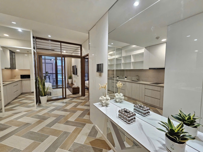 for sale  the metropole apartment  ??  best price on the market   fully furnished