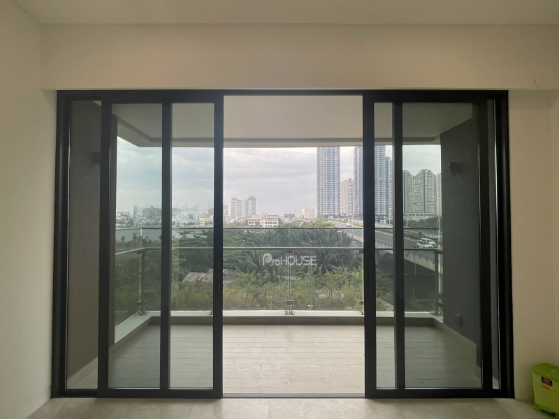 good rental 4 bedroom apartment in the river thu thiem with beautiful view