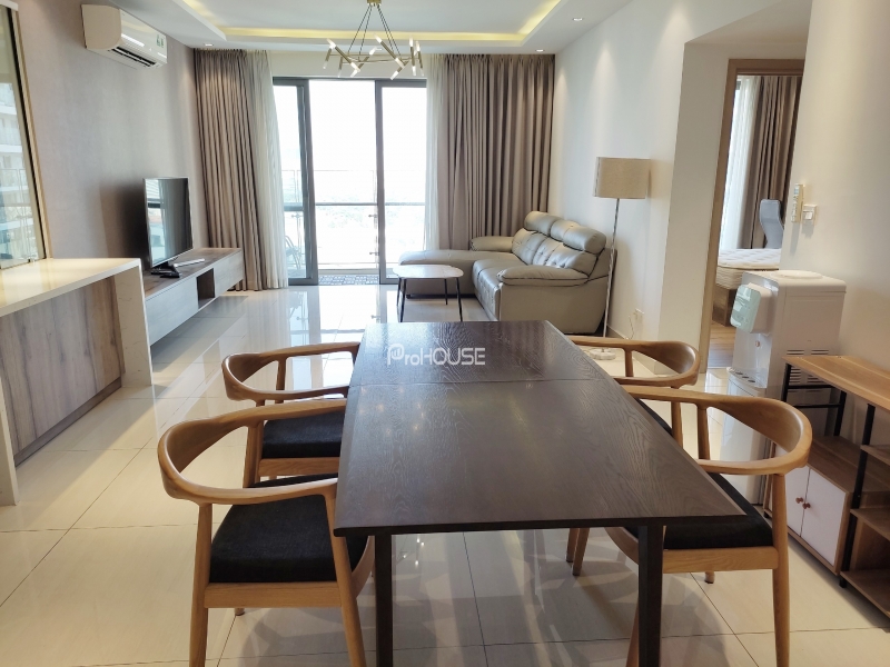 high floor apartment with city view for rent at riverpark premier with full furniture