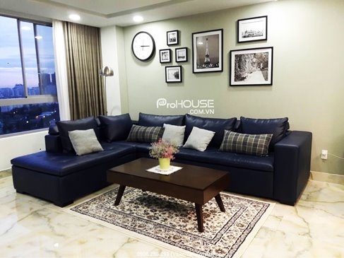 low rental 3 bedroom apartment with golf view in green valley with built in oven