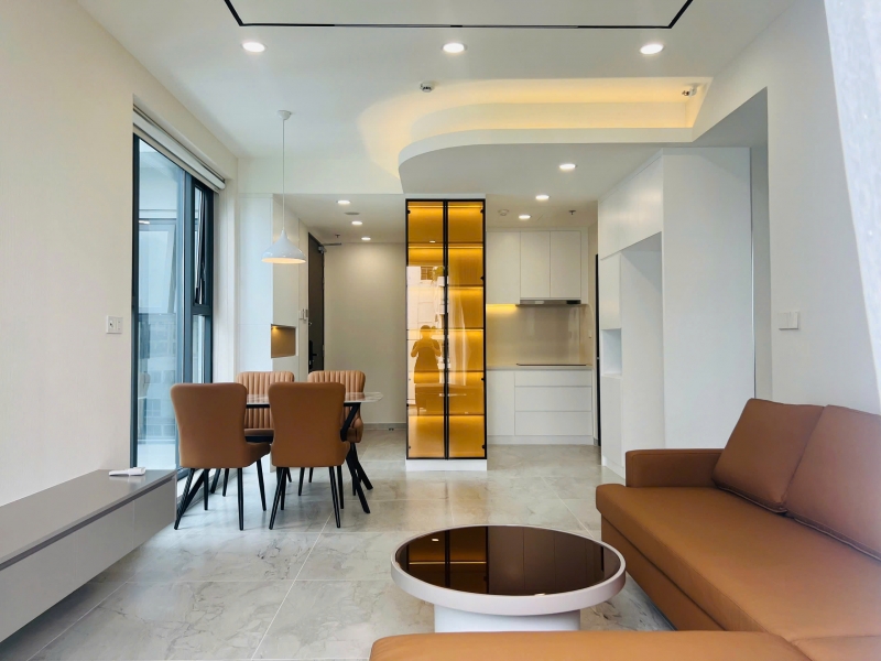 luxury corner apartment for rent at cardinal court