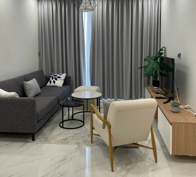 midtown 2 bedroom fully furnished apartment for rent with parking