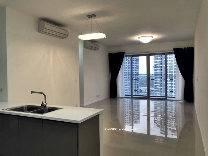 need to rent high class apartment estella heights 3 bedrooms high floor with nice view cheapest price in the market