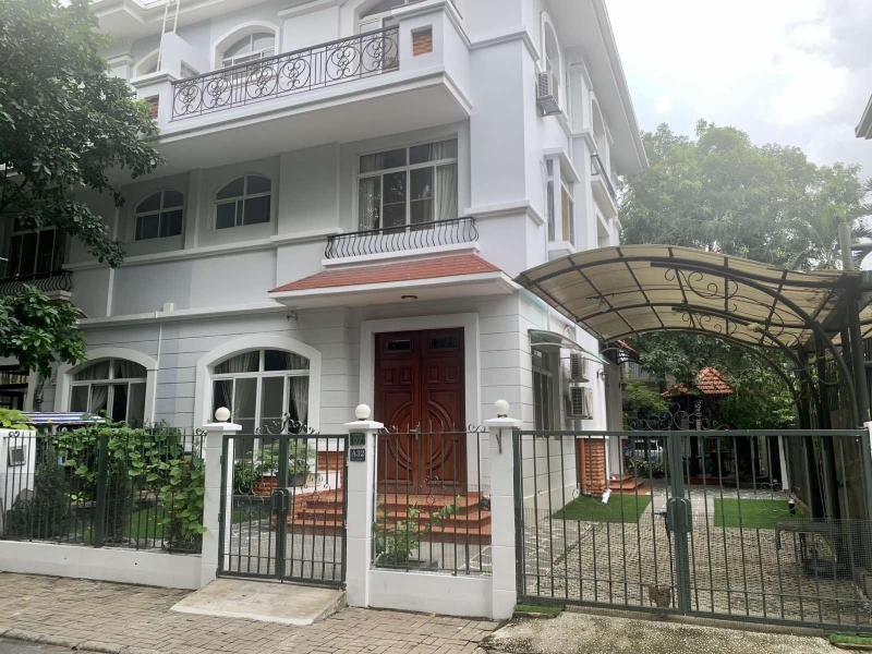 semi detached villa for rent  ?? 5 bedrooms  my giang area  ?? phu my hung district 7