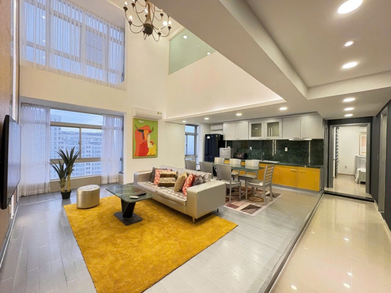 sky garden penthouse for sale 5 bedrooms 3 levels large garden landmark 81 view