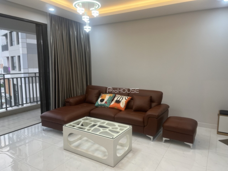 the view apartment for rent has a large balcony with full furniture and beautiful view