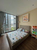 ban can ho empire city 4pn dap thong full noi that view song