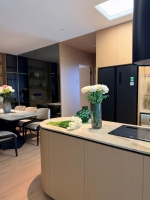 ban can ho landmark 81 3 phong ngu view khu biet thu du thuyen