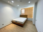 ban can ho midtown 3 phong ngu full noi that co o xe