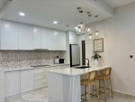ban can ho midtown 3 phong ngu full noi that co o xe ham