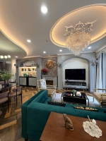 ban can ho midtown 3 phong ngu full noi that co o xe ham gia tot