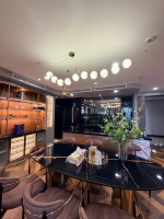 ban can ho midtown 3 phong ngu full noi that co o xe ham gia tot