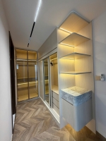 ban can ho midtown 3 phong ngu view song full noi that co o xe ham