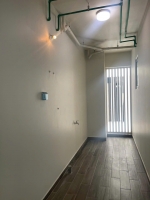 midtown 3 bedroom apartment for sale with river view and basement parking