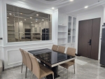ban can ho midtown 3pn noi that hien dai co o xe