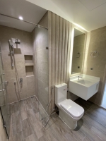 the symphony   midtown for sale to foreigner river view large size 2 bedrooms