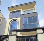 ban villa 5 phong ngu moi xay tai thao dien khong noi that