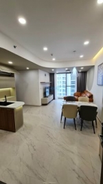 can ho 2pn tuyet dep cho thue tai midtown phu my hung voi noi that hien dai