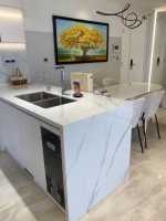 luxurious and cozy 3 bedrooms apartment for rent at the horizon district 7 with full furniture