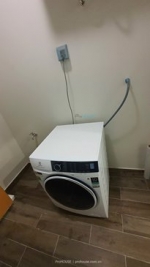2 bedroom on high floor for rent in midtown the peak