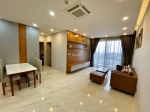 cho thue can ho 2 phong ngu co lon o midtown nam tren tang cao