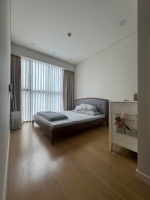 for rent 2 bedroom apartment with basic furniture and open view at the metropole galleria