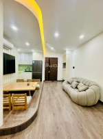 cho thue can ho 3 phong ngu full noi that hien dai o midtown
