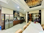 cho thue can ho 3 phong ngu midtown the peak gia 2000 usd thang
