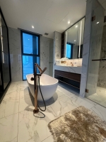 cho thue can ho 3 phong ngu noi that cao cap view song tai the metropole crest