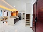 scenic valley 3 bedroom apartment for rent with golf course view