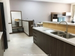 cho thue can ho 3 phong ngu tai midtown tang cao view ra cong vien sakura