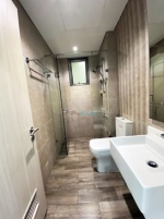 unfurnished 3br 1 apartment for rent in midtown with river view and nice layout