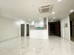 unfurnished 3br 1 apartment for rent in midtown with river view and nice layout
