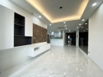 unfurnished 3br 1 apartment for rent in midtown with river view and nice layout