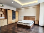 cho thue can ho 4 phong ngu rong tai riverside residence 250m2 gia thue thap